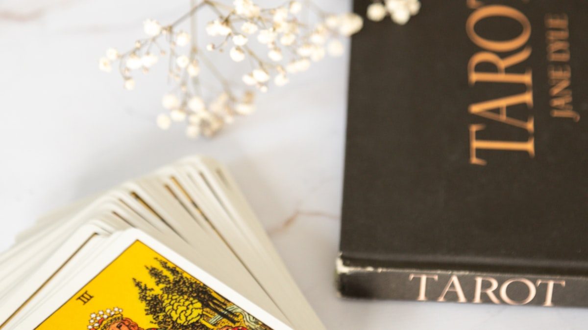 타로 — 타로카드 입문 완벽 가이드: 메이저 아르카나 22장 의미와 해석법